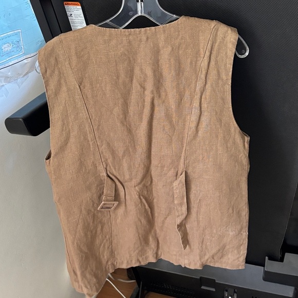 First Rite Linen Vest - Picture 6 of 17